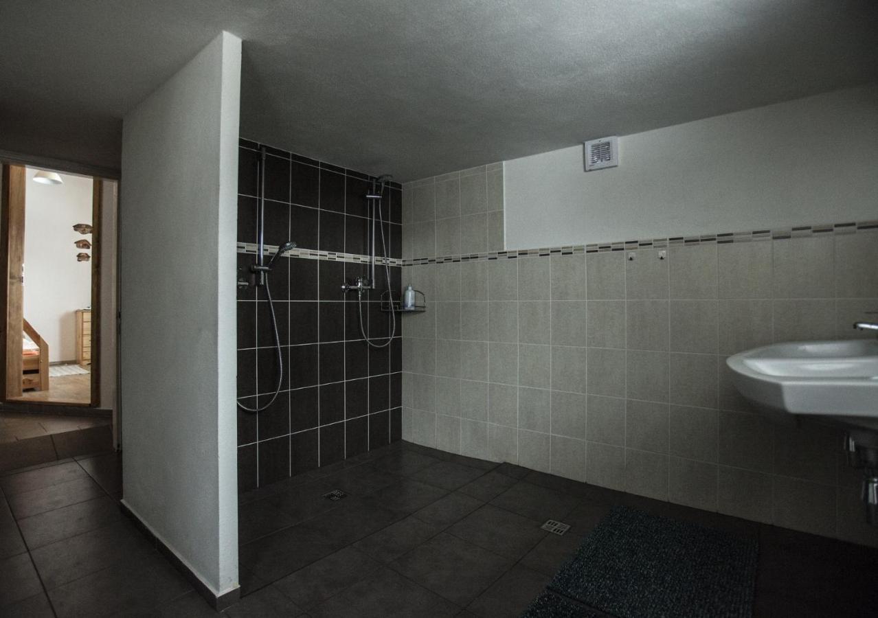 Villa Ve Stodole à Zlata Olesnice  Extérieur photo