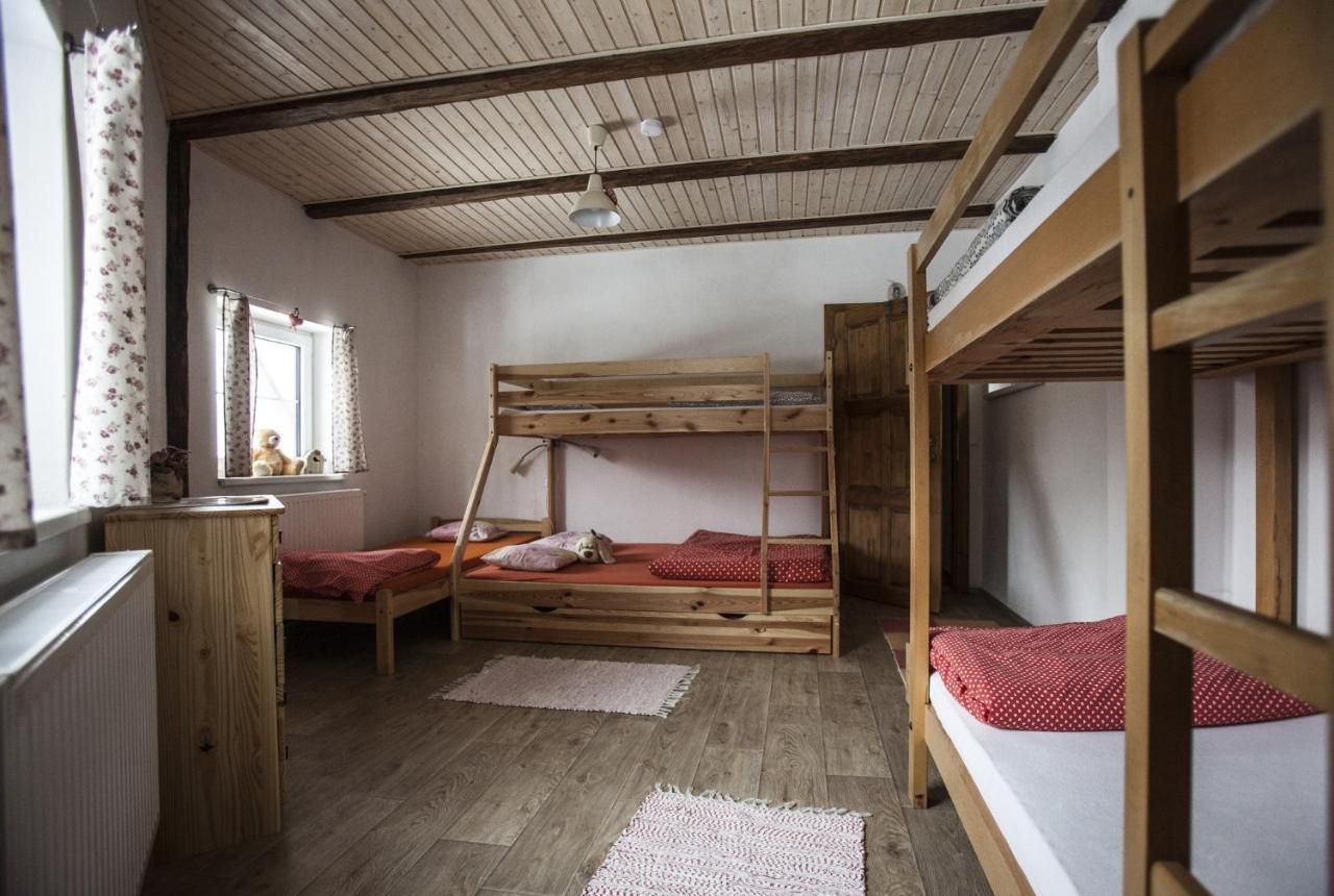 Villa Ve Stodole à Zlata Olesnice  Extérieur photo